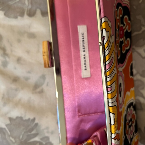 Multicoloured satin clutch - Picture 3 of 3